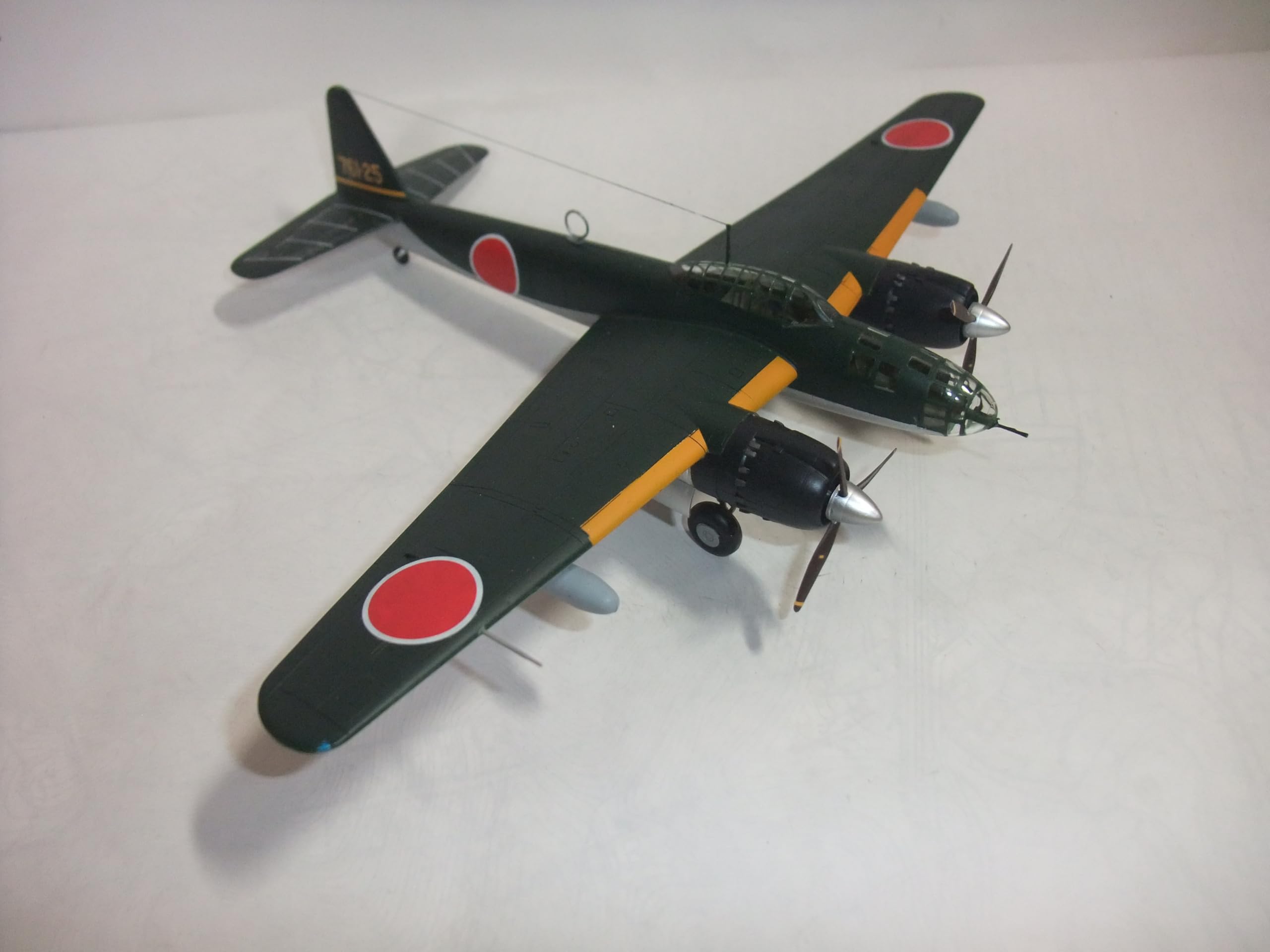 [完成品] 1/72　日本海軍 陸上爆撃機『銀河』 Amazon | 完成品 1/72ｽｹｰﾙ 日本海軍 陸上爆撃機『銀河』11型